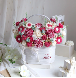 Lẵng hoa nến Good Luck Basket (Premium) - Velvet